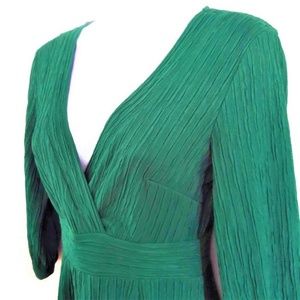 XXI Dress Emerald Green Knit Surplice Empire Wrap Textured Crinkle Fit Flare S